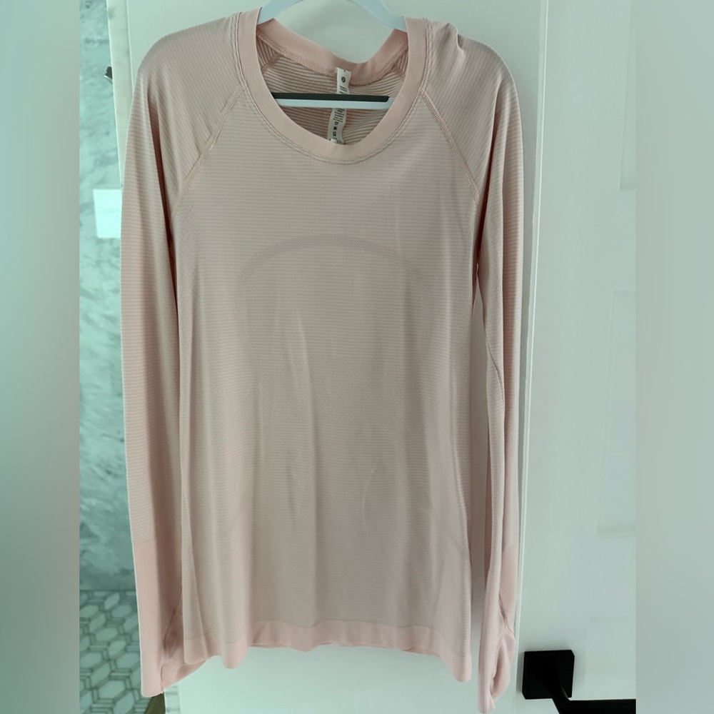 Lululemon Light Pink Women's Long Sleeve Top